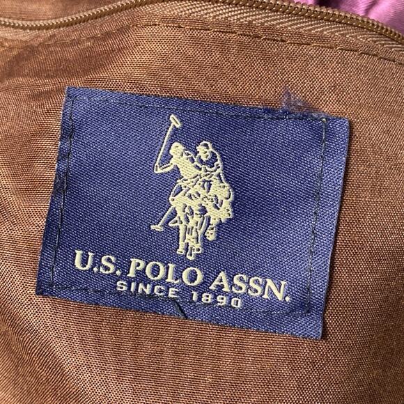 US Polo Assn Faux Ostrich Reptile Vinyl Brown crossbody Embossed two tone bag - Picture 14 of 16